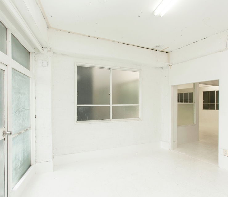 都内の五反田、目黒間にあるハウススタジオ『chikara studio』の自然光溢れる部屋画像